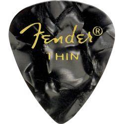 Accesorios de guitarra Fender 351 Shape Black Moto Thin Pack 12 Púas