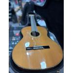 Alhambra J.M Vilaplana Exótico con tapa de Cedro Nitro  + Estuche Fibra 9650