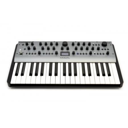 Sintetizadores Modal CARBON8 (37 Keys)