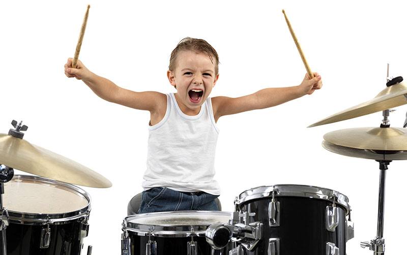 derivación Avenida Calma Batería niños, los beneficios de este instrumento de percusión | Musicopolix