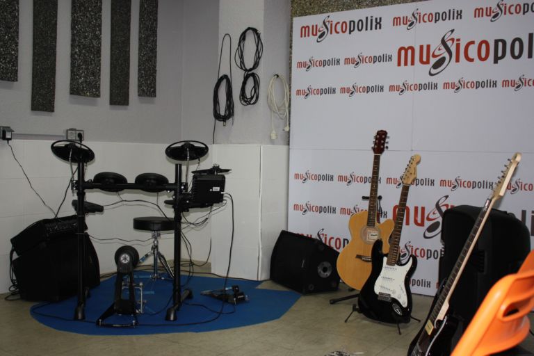 Musicopolix Alcorcón. Tienda de Instrumentos Musicales.