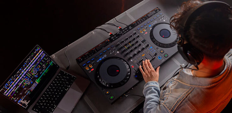 PIONEER